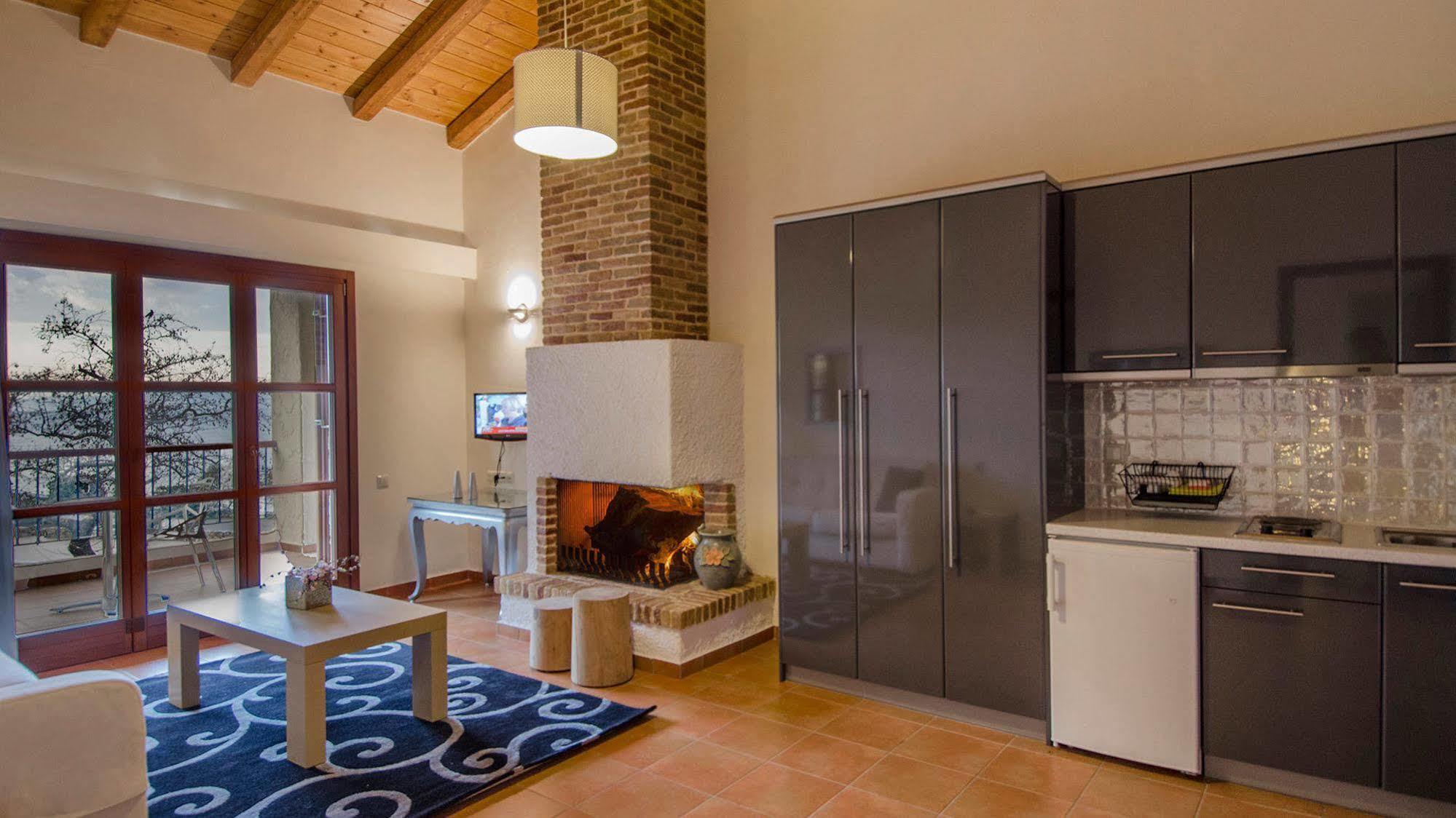 Kaminos Resort Límni Extérieur photo